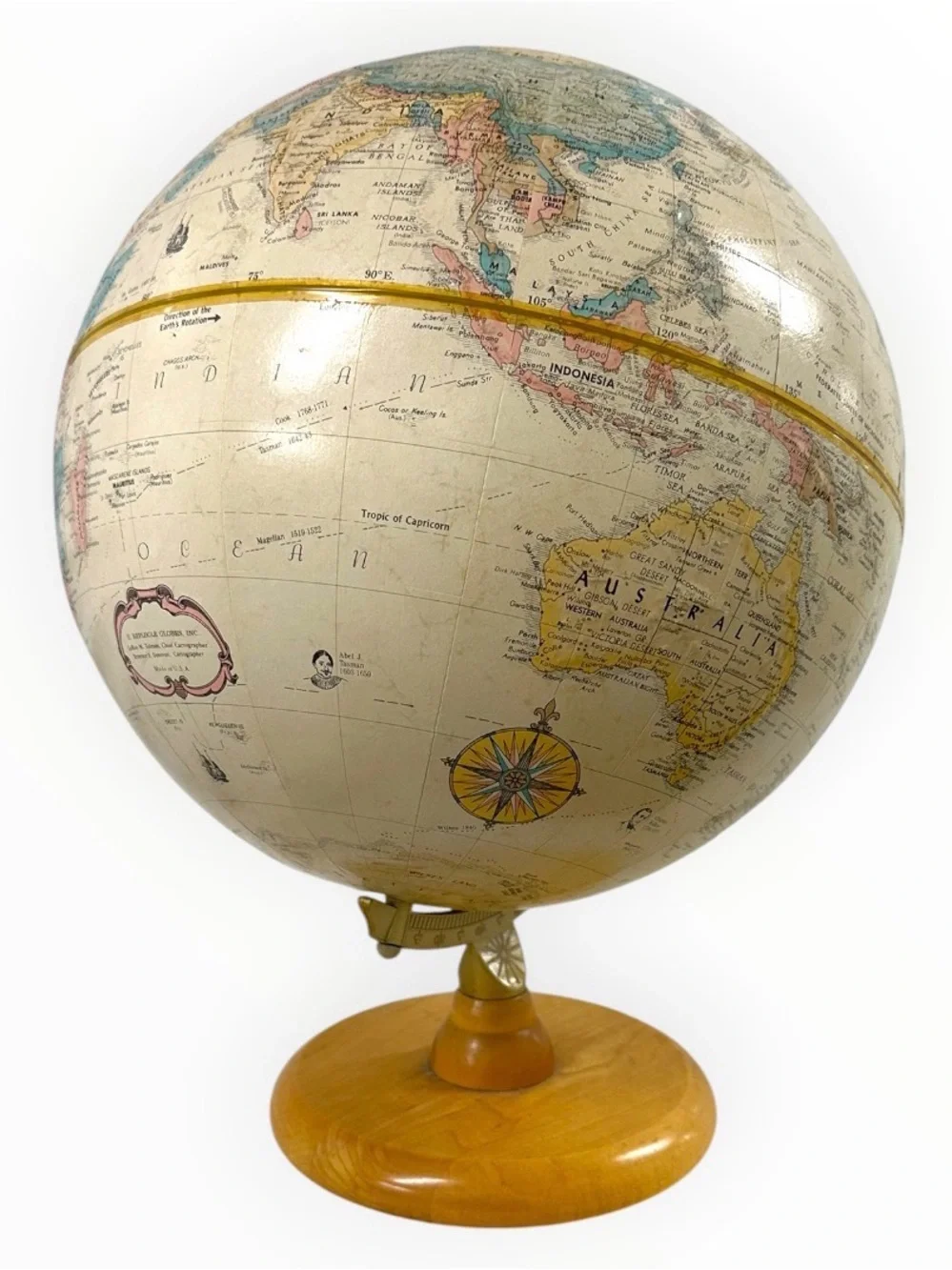 Vintage c1979 Replogle World Classic 12” Globe Raised Relief Wood Base USA